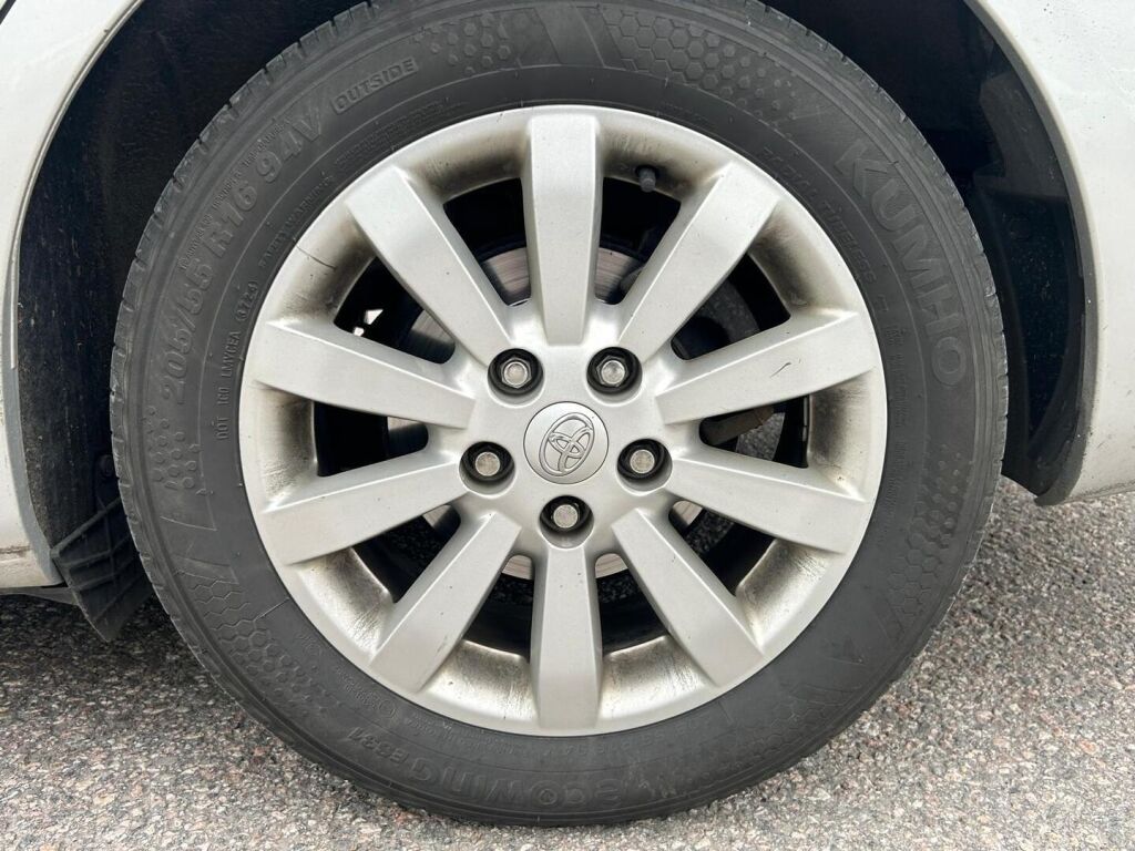 Toyota Corolla 2011 Hopea