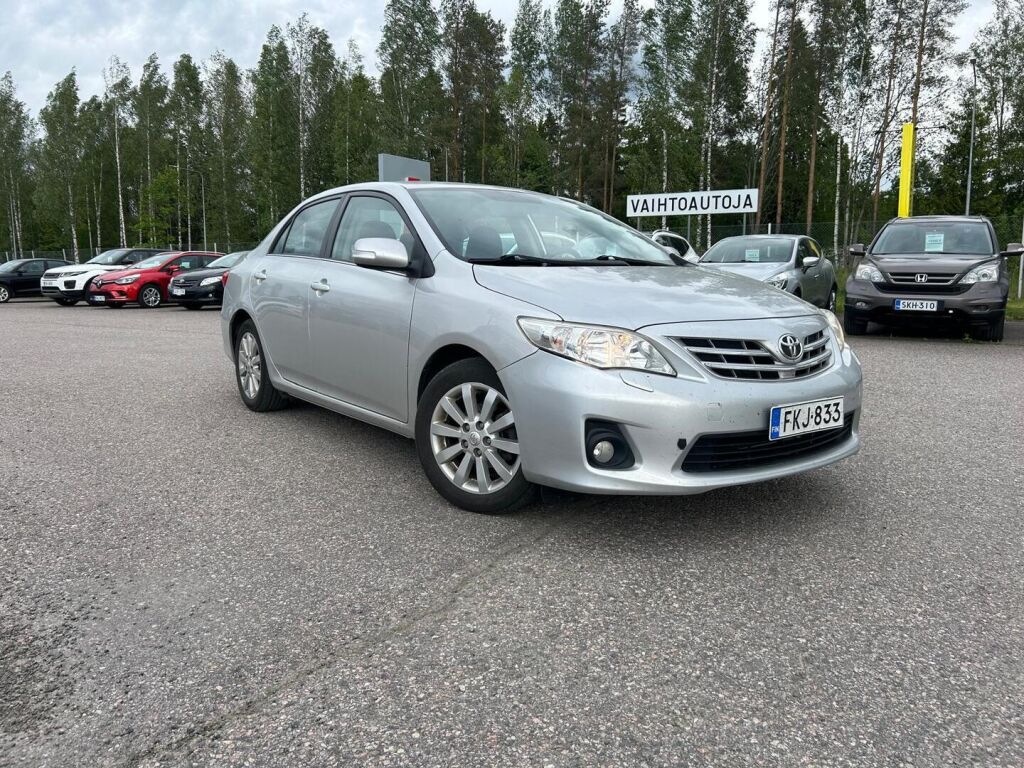 Toyota Corolla 2011 Hopea