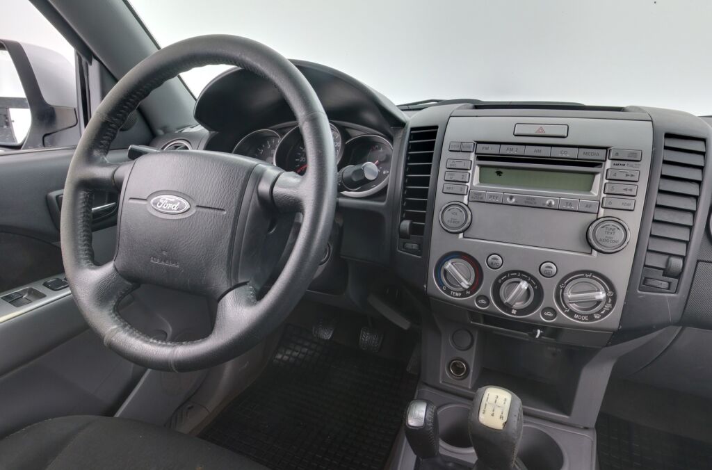 Ford Ranger 2011 Harmaa