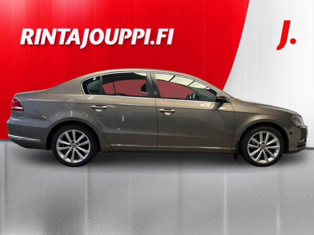 Volkswagen Passat 2012 Ruskea (beige)