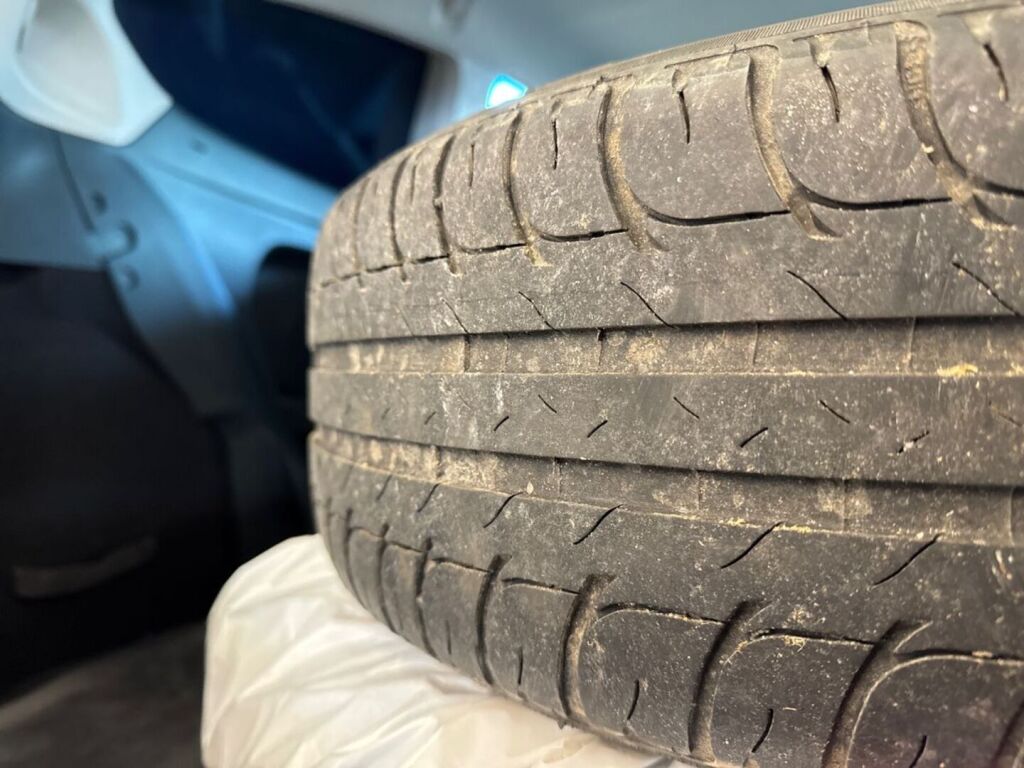 Ford Fiesta Van 2011 Sininen