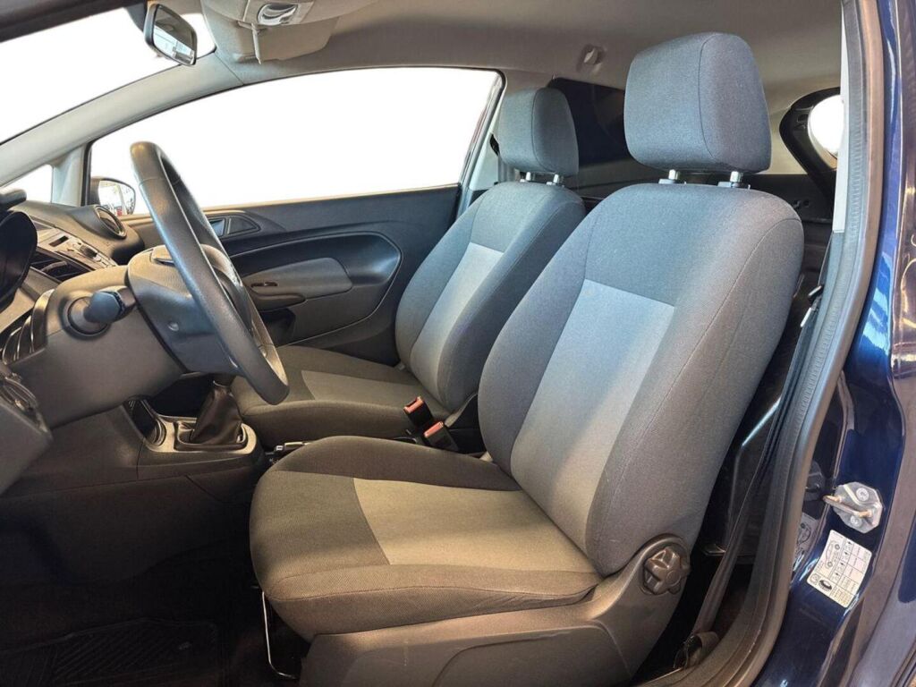 Ford Fiesta Van 2011 Sininen