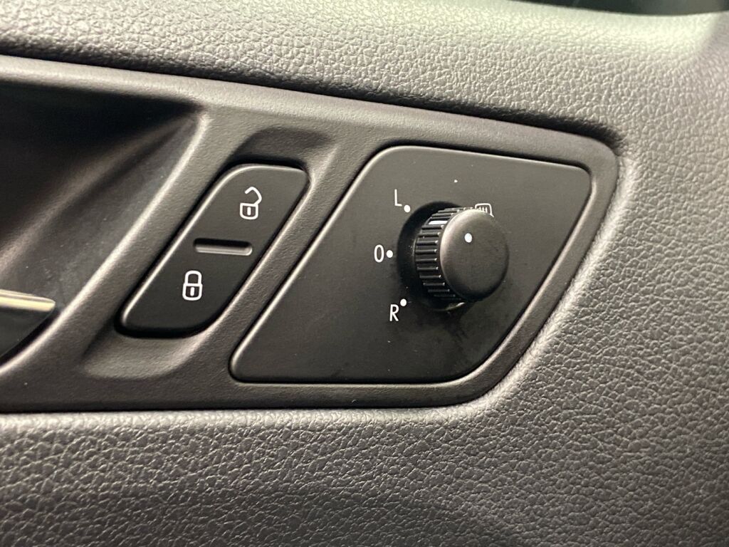 Volkswagen Jetta 2011 Harmaa