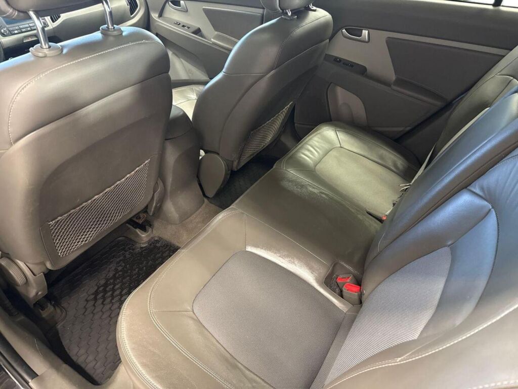 Kia Sportage 2012 Musta