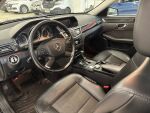 Mercedes-Benz E 2011 Musta