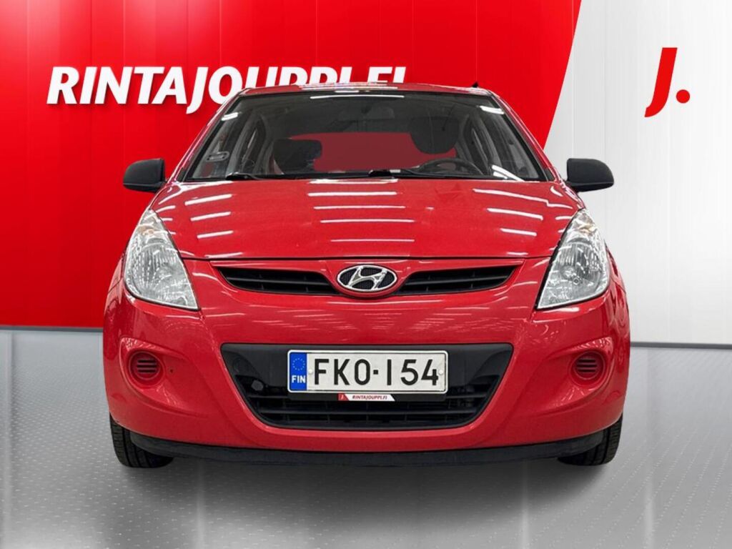 Hyundai i20 2011 Punainen