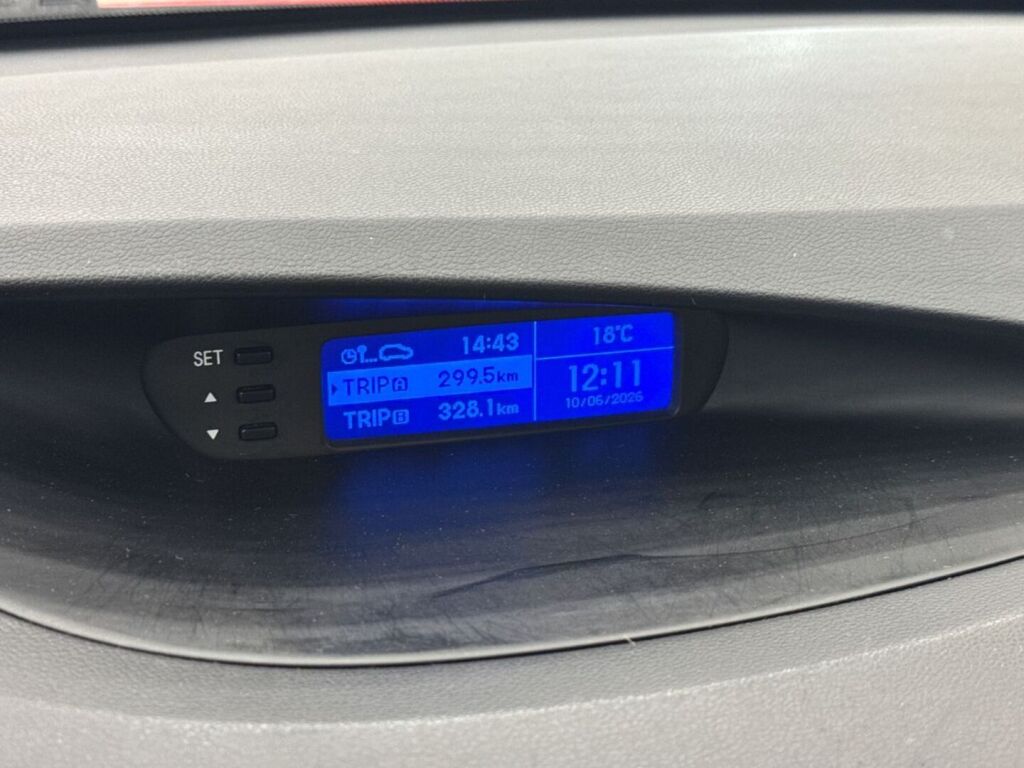 Hyundai i20 2011 Punainen