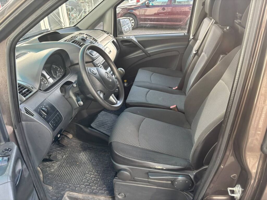 Mercedes-Benz Vito 2012 Ruskea (beige)