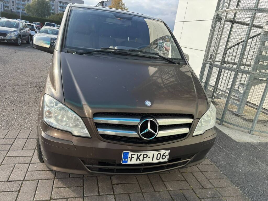 Mercedes-Benz Vito 2012 Ruskea (beige)