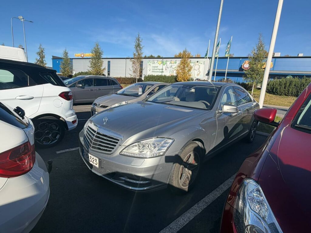 Mercedes-Benz S 2010 Harmaa