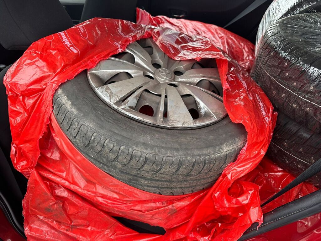 Toyota Yaris 2012 Punainen