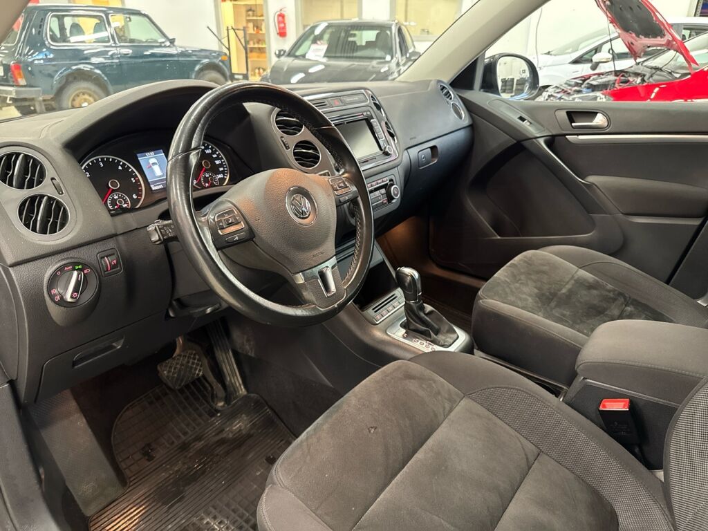 Volkswagen Tiguan 2012 Musta
