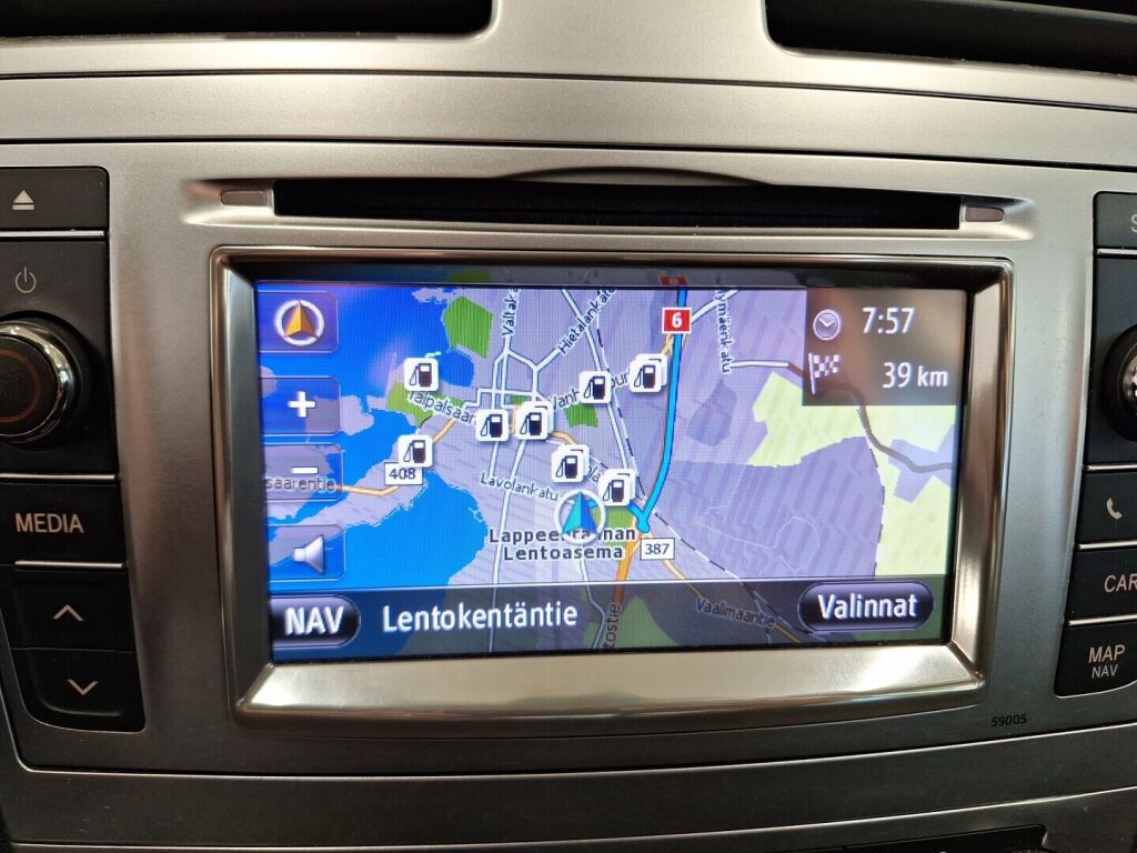 Toyota Avensis 2012 Harmaa