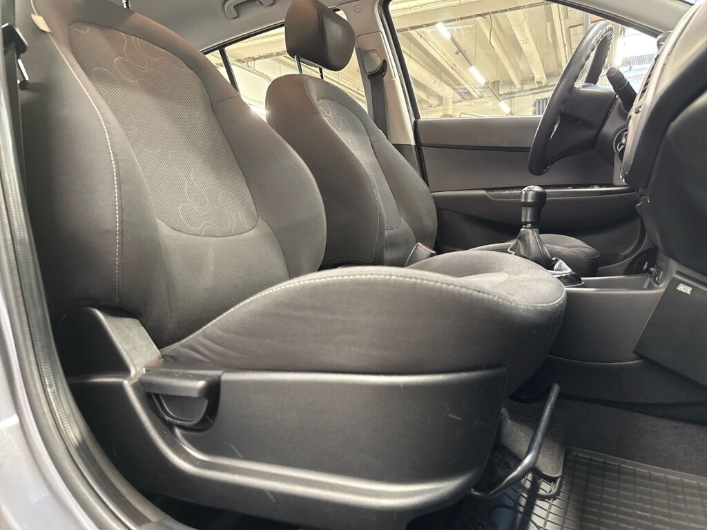 Hyundai i20 2012 Harmaa