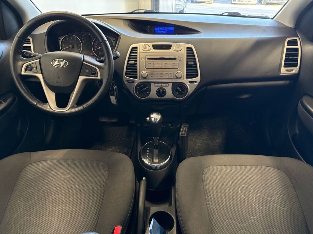 Hyundai i20 2012 Hopea