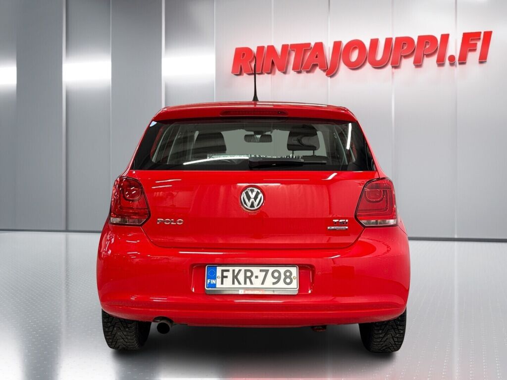 Volkswagen Polo 2012 Punainen