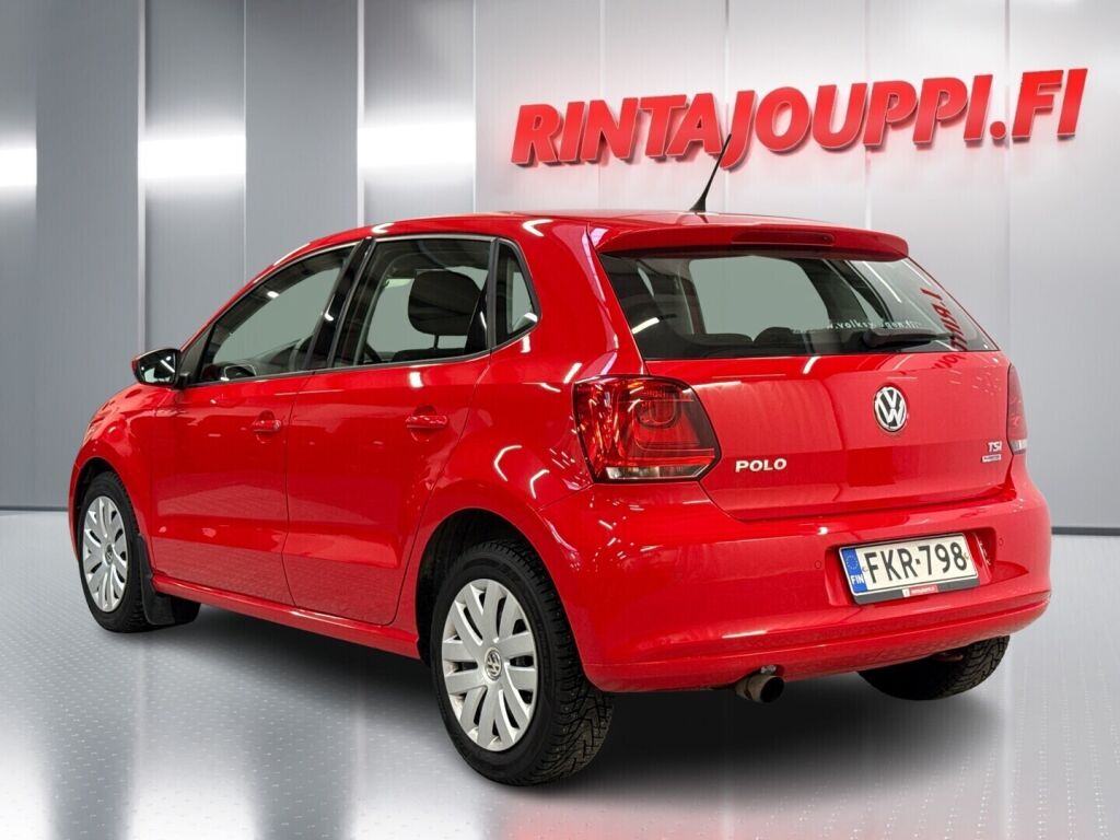 Volkswagen Polo 2012 Punainen