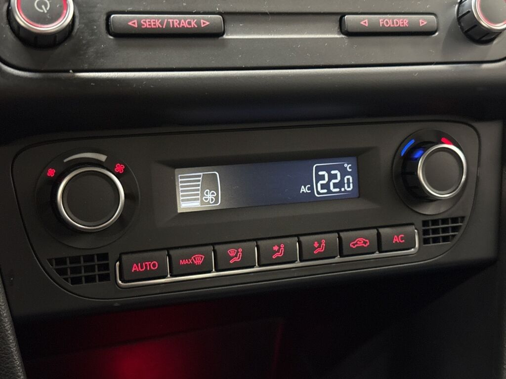 Volkswagen Polo 2012 Punainen