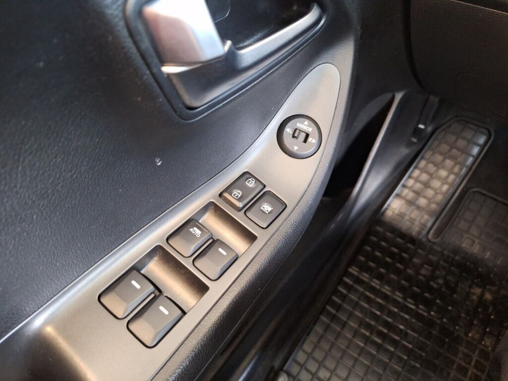 Kia Picanto 2012 Hopea