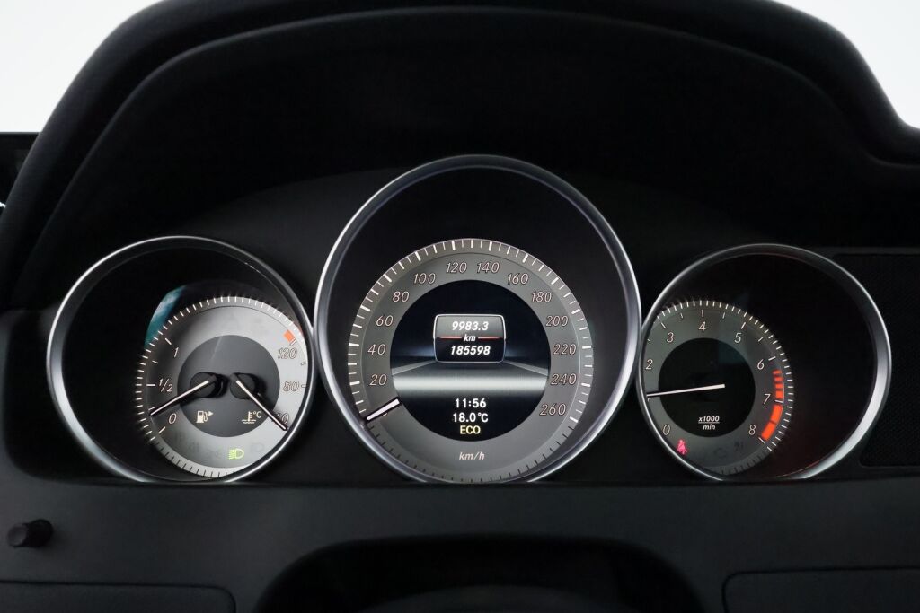 Mercedes-Benz C 2012 Harmaa