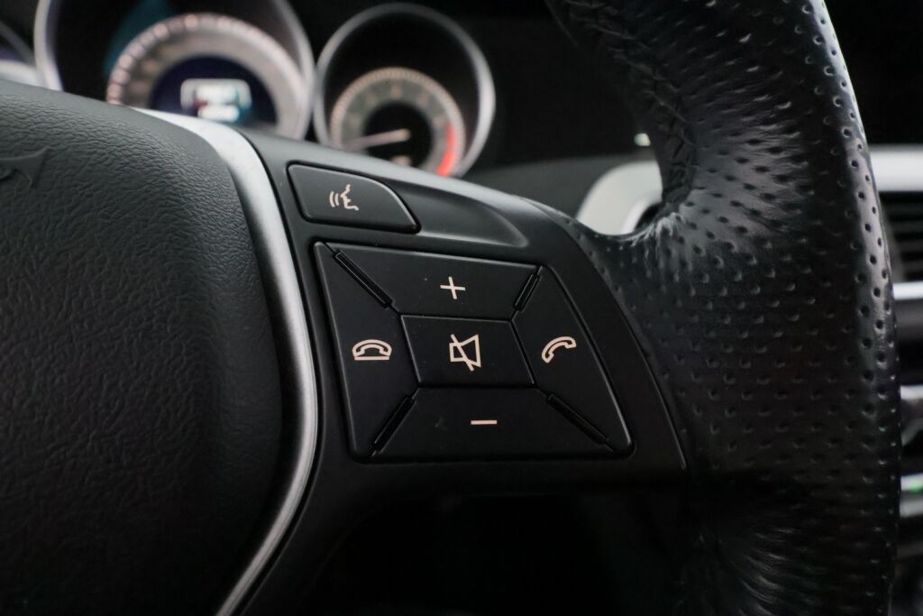 Mercedes-Benz C 2012 Harmaa