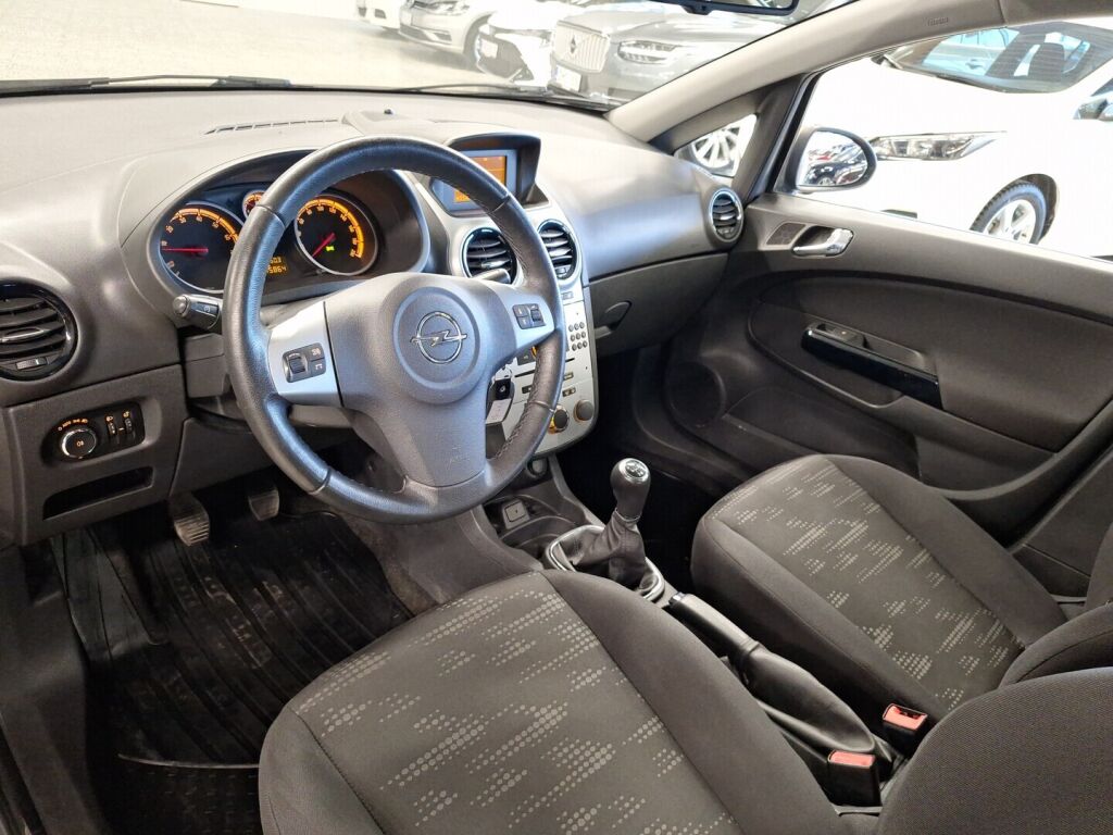 Opel Corsa 2012 Ruskea (beige)