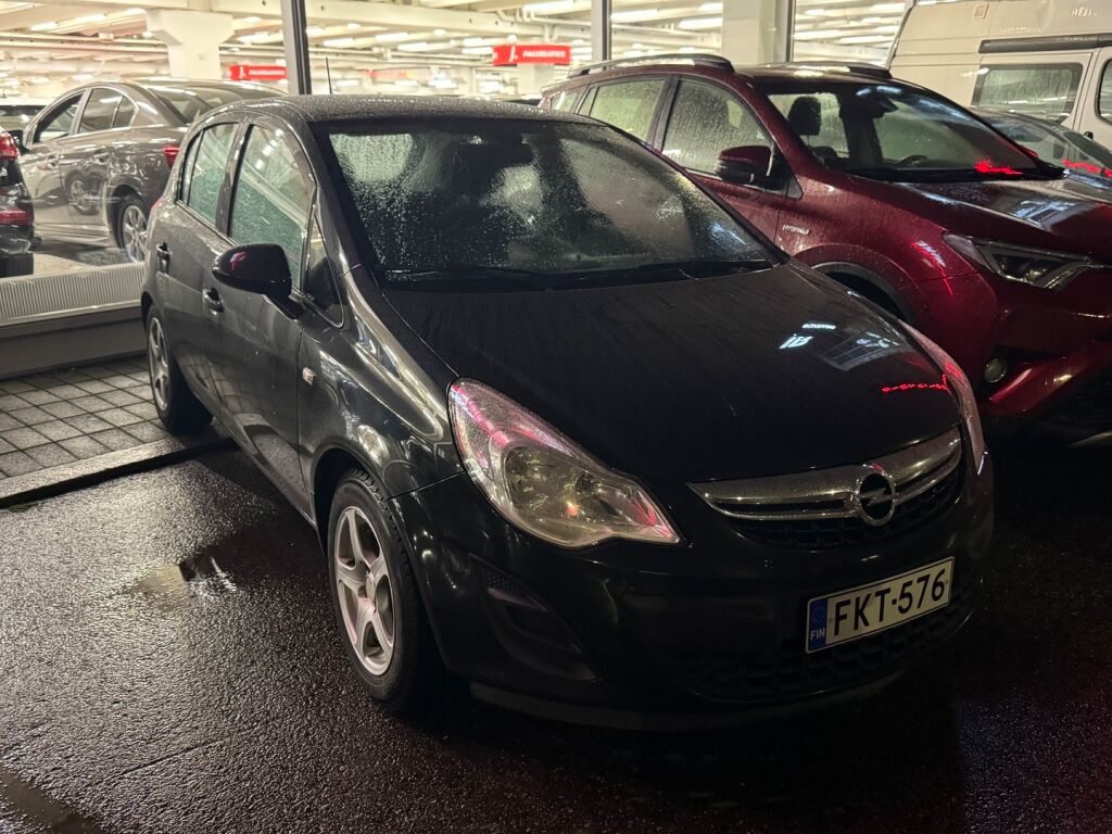 Opel Corsa 2012 Musta