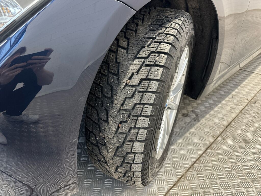 BMW 320 2013 Sininen