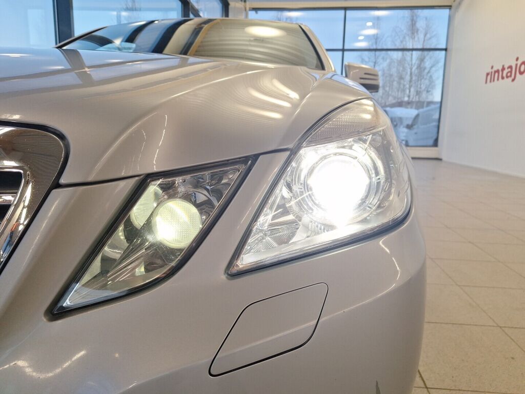 Mercedes-Benz E 2010 Harmaa