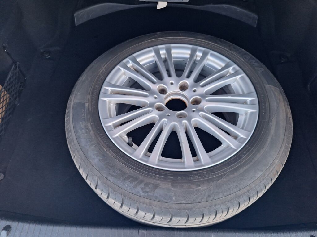 Mercedes-Benz E 2010 Harmaa