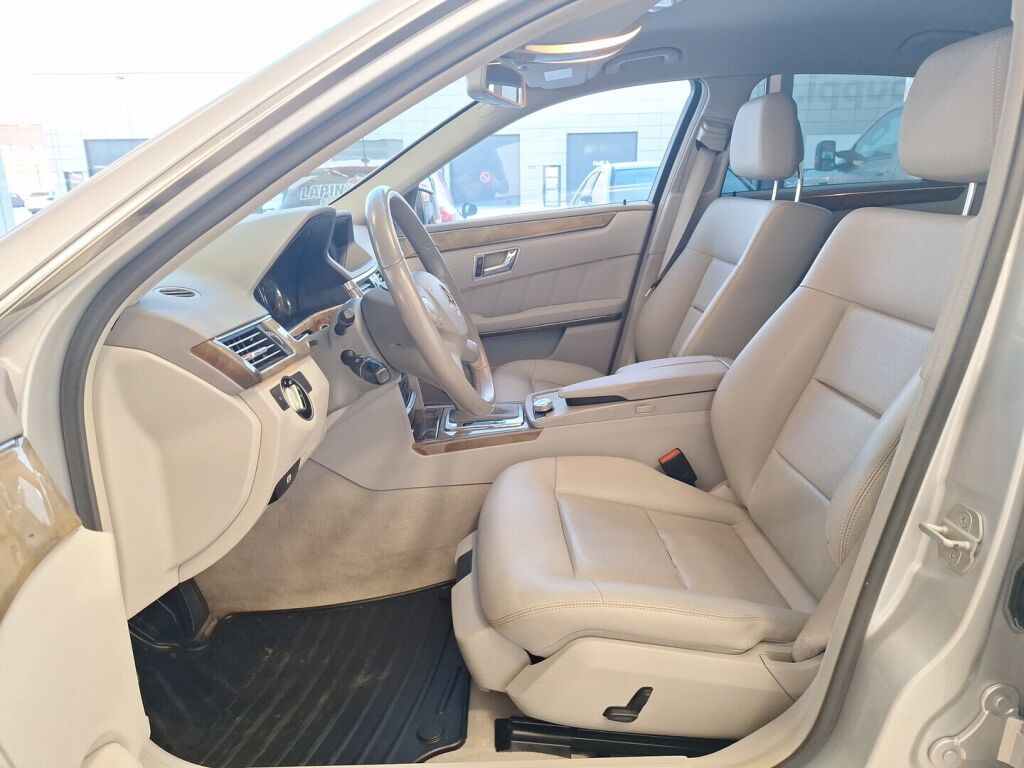 Mercedes-Benz E 2010 Harmaa