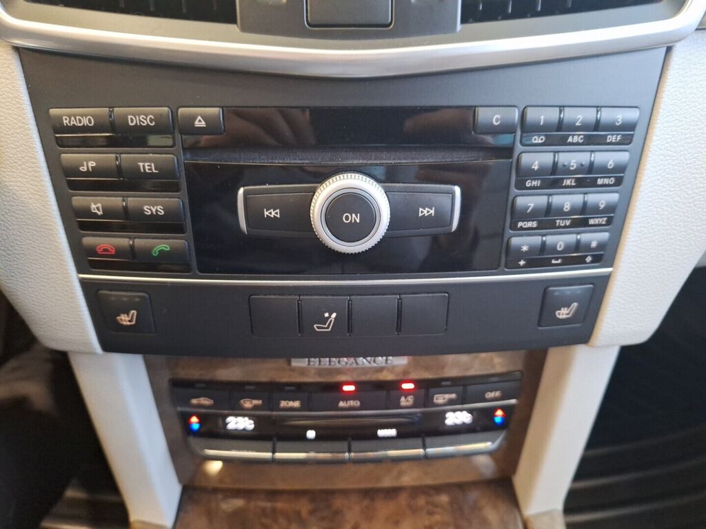 Mercedes-Benz E 2010 Harmaa