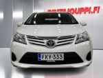 Toyota Avensis 2012 Valkoinen