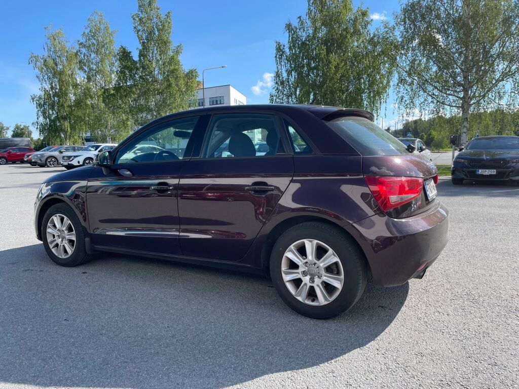 Audi A1 2012 Punainen