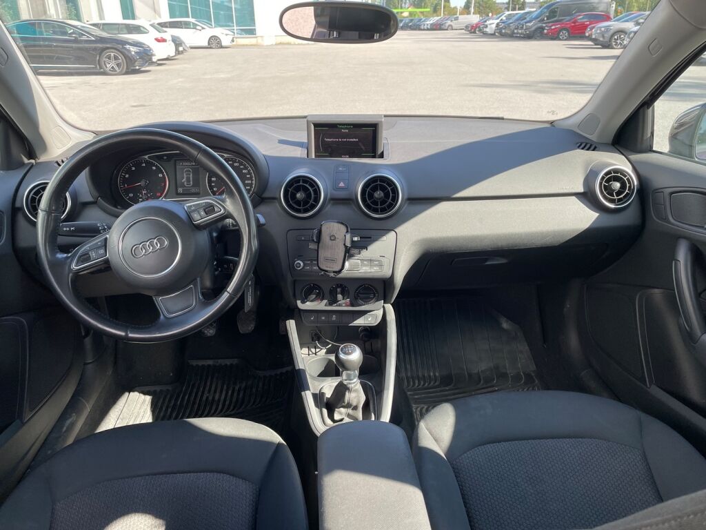 Audi A1 2012 Punainen