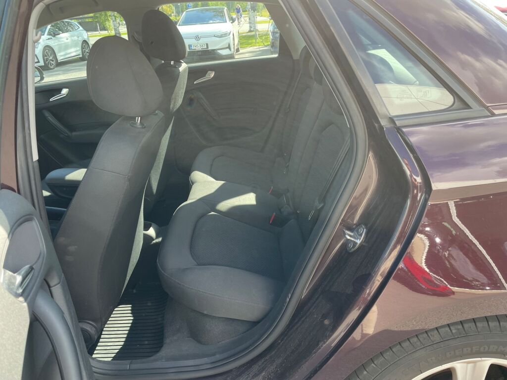Audi A1 2012 Punainen