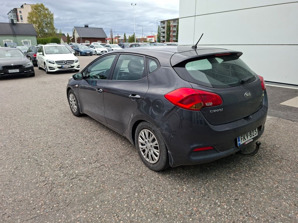 Kia Ceed 2012 Harmaa