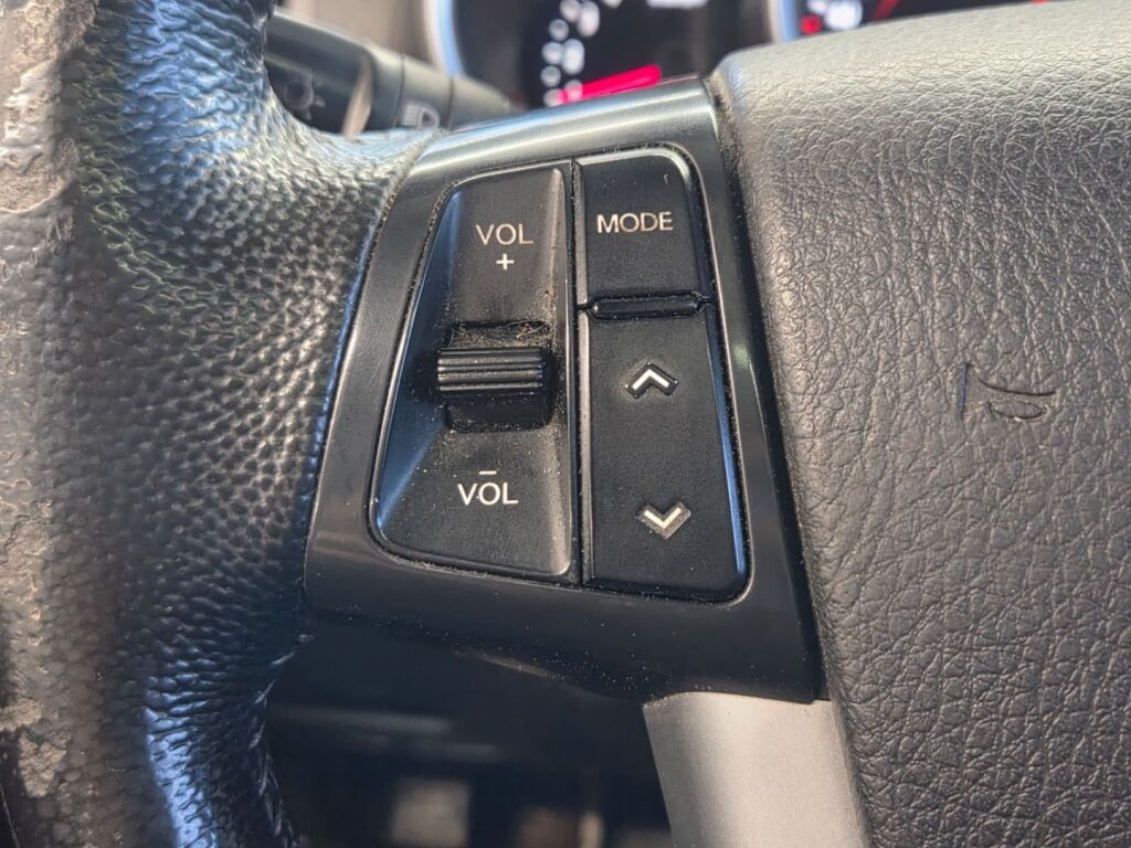 Kia Sorento 2010 Musta