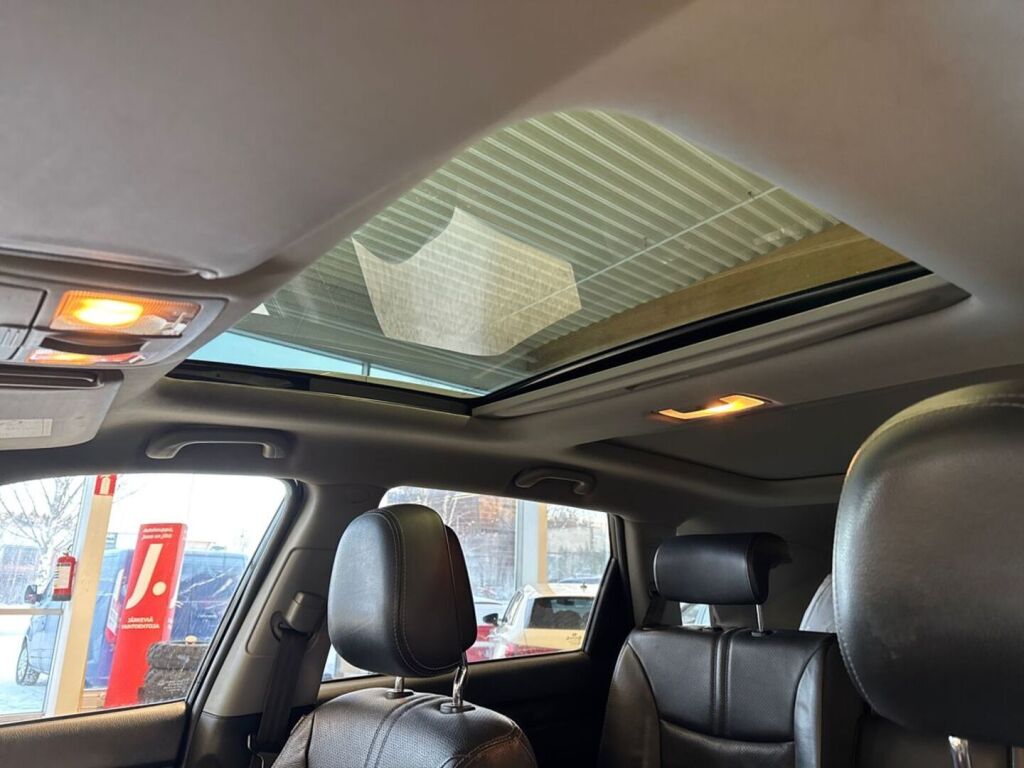 Kia Sorento 2010 Musta