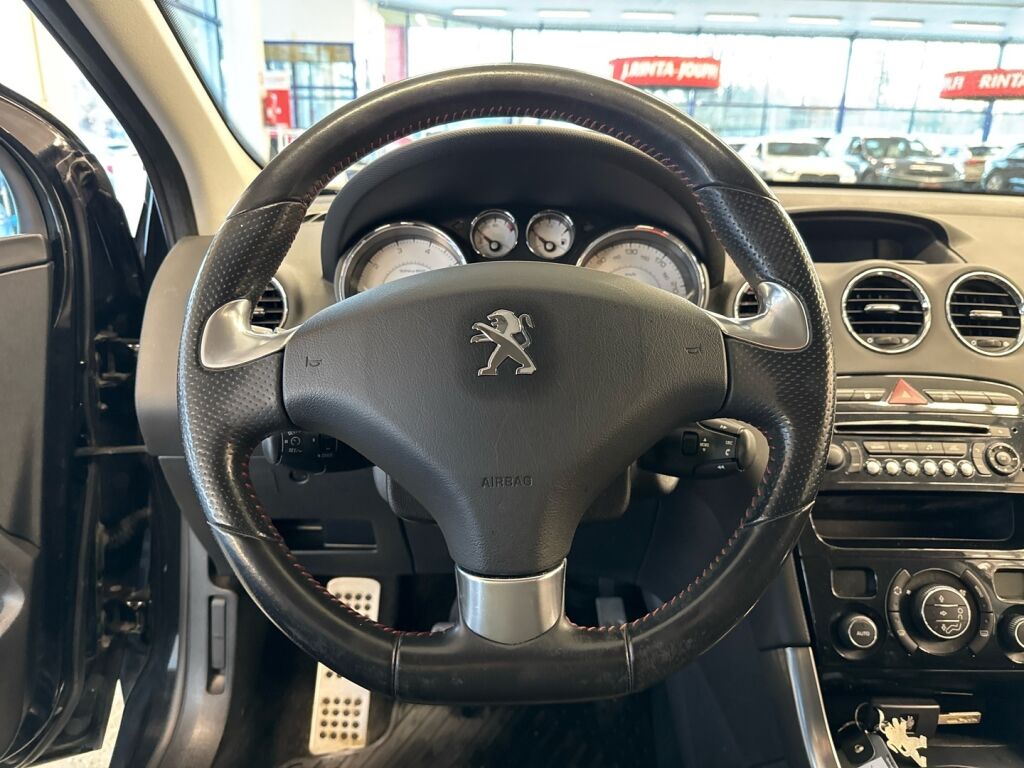 Peugeot 308 2013 Musta