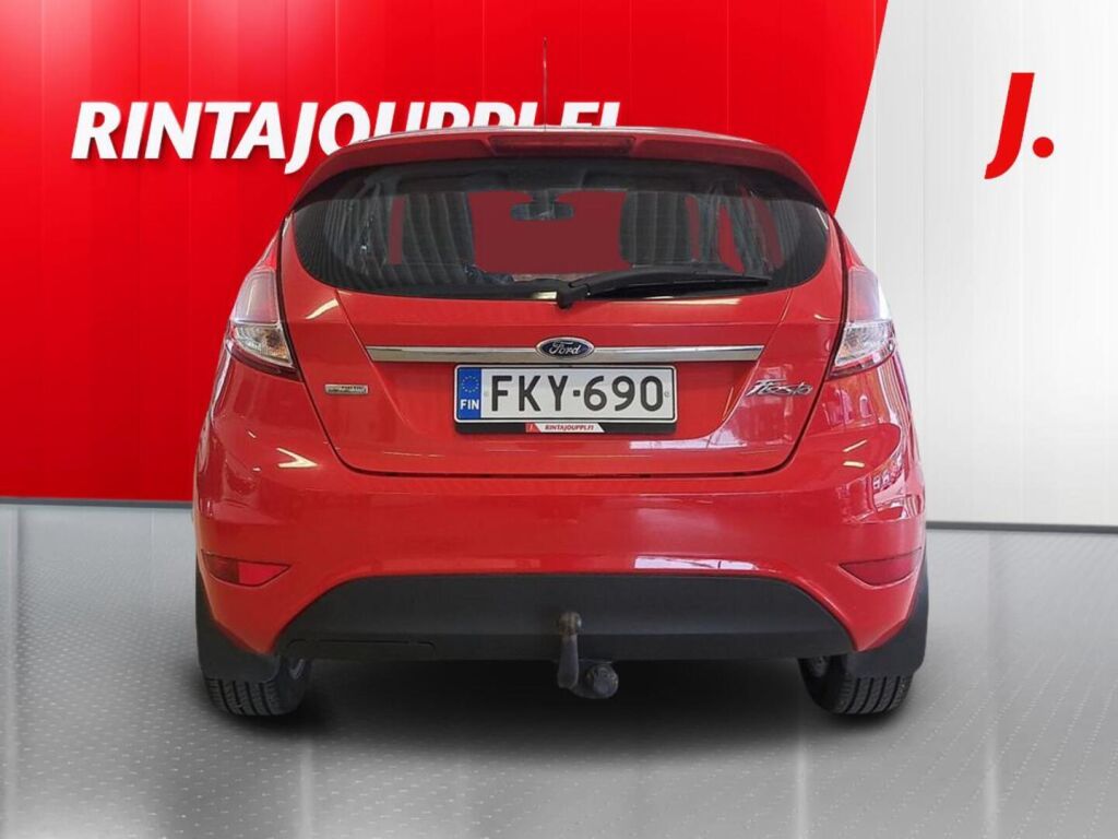 Ford Fiesta 2013 Punainen