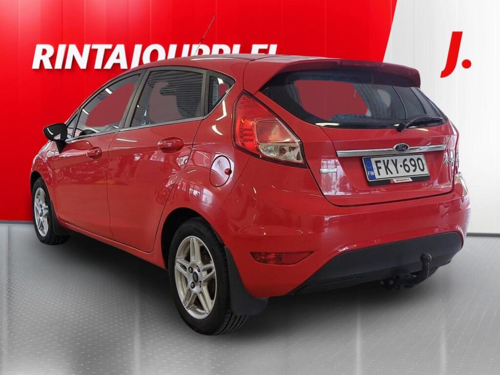 Ford Fiesta 2013 Punainen