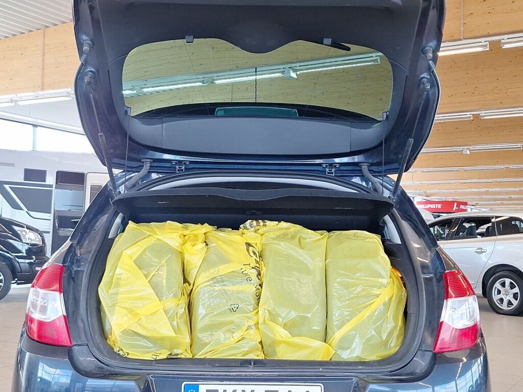 Citroen C4 2013 Sininen