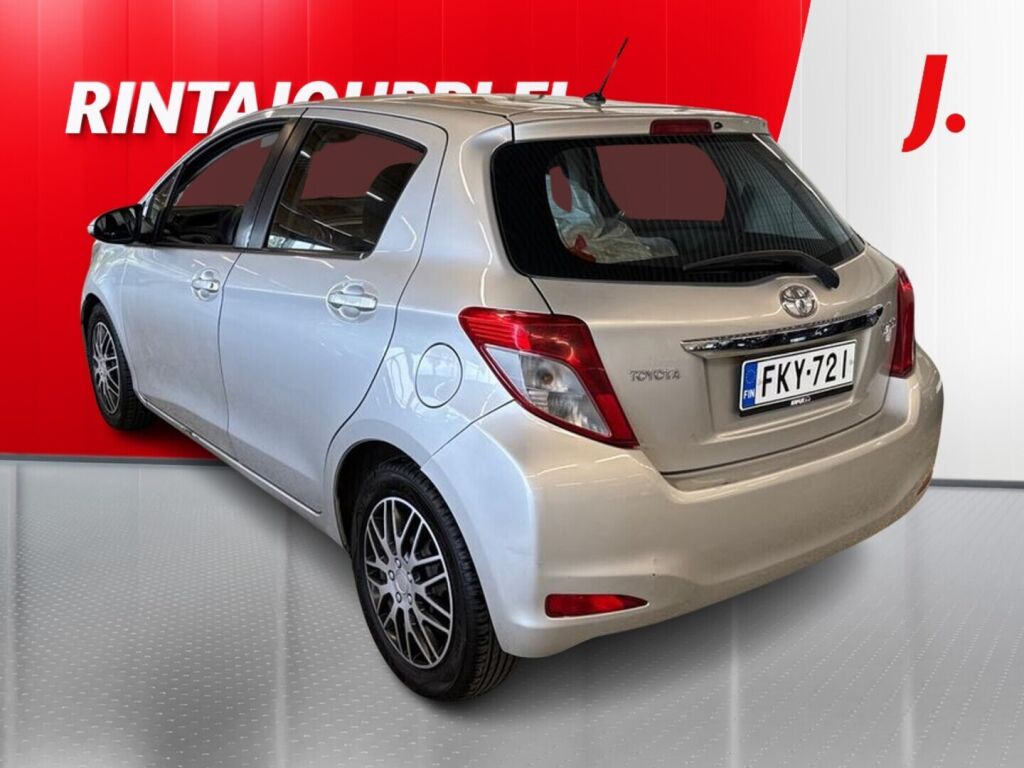 Toyota Yaris 2013 Hopea