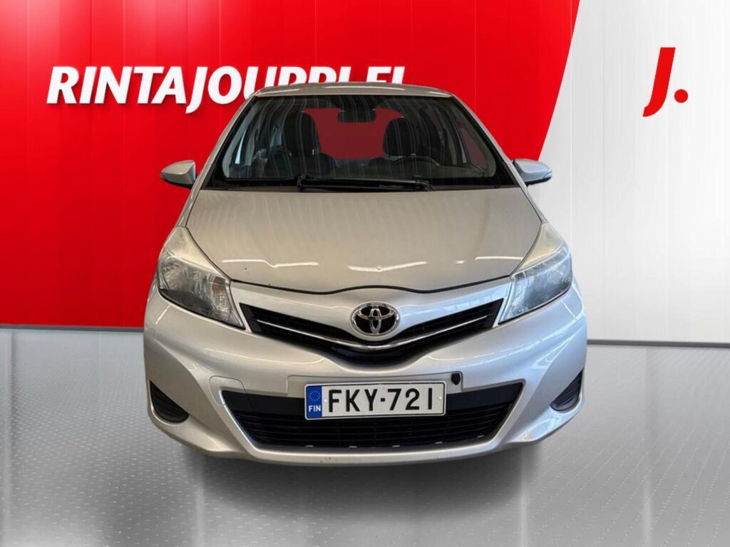 Toyota Yaris 2013 Hopea
