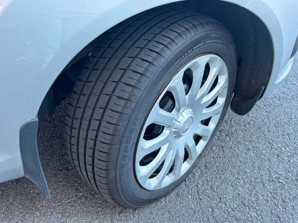 Ford Fiesta Van 2013 Harmaa
