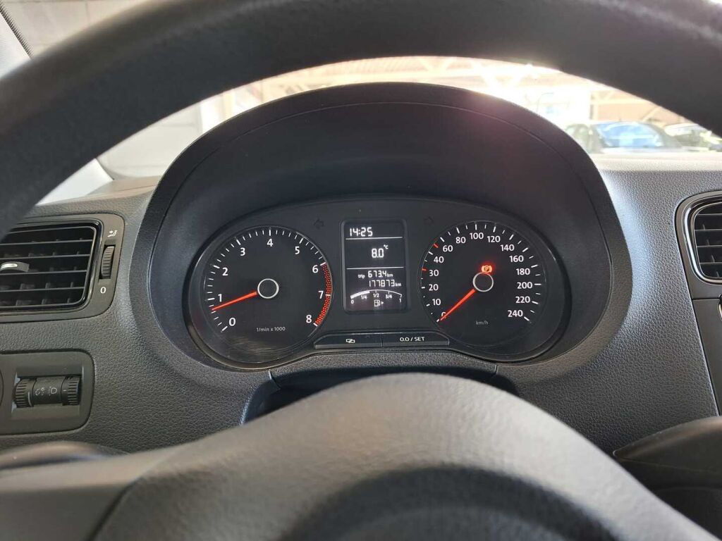 Volkswagen Polo 2013 Valkoinen