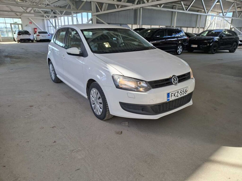 Volkswagen Polo 2013 Valkoinen
