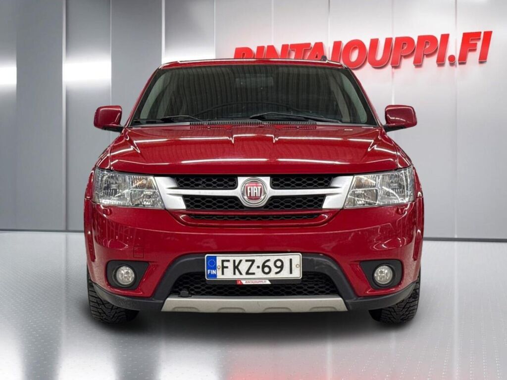 Fiat Freemont 2013 Punainen