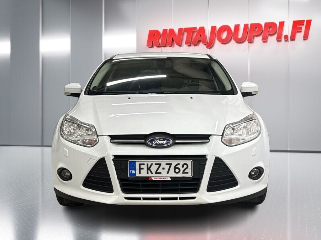 Ford Focus 2013 Valkoinen